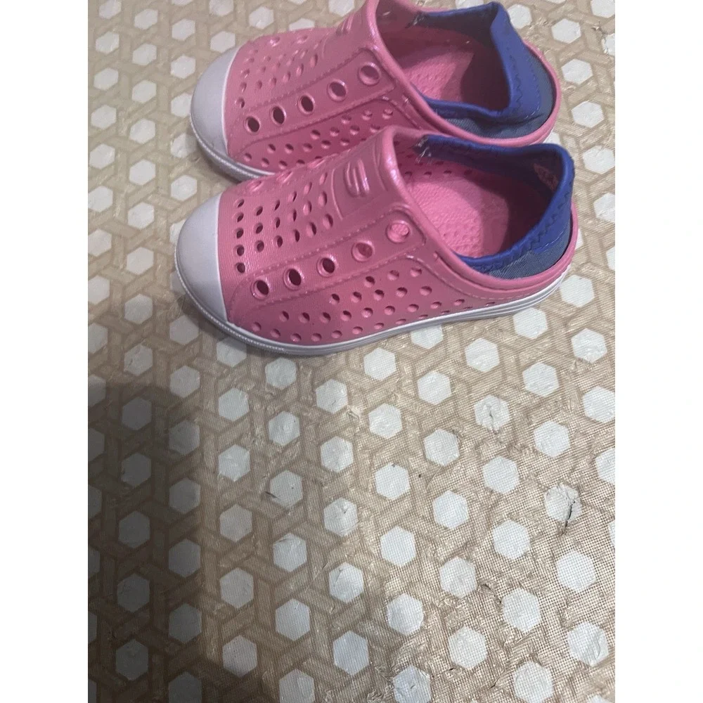 Skechers Guzman Steps Pink Water Shoes‎ Size 6 Little Girls Slip On